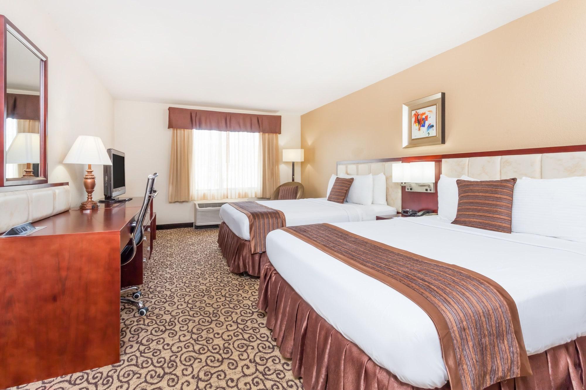 Baymont By Wyndham Columbia Fort Jackson Ngoại thất bức ảnh