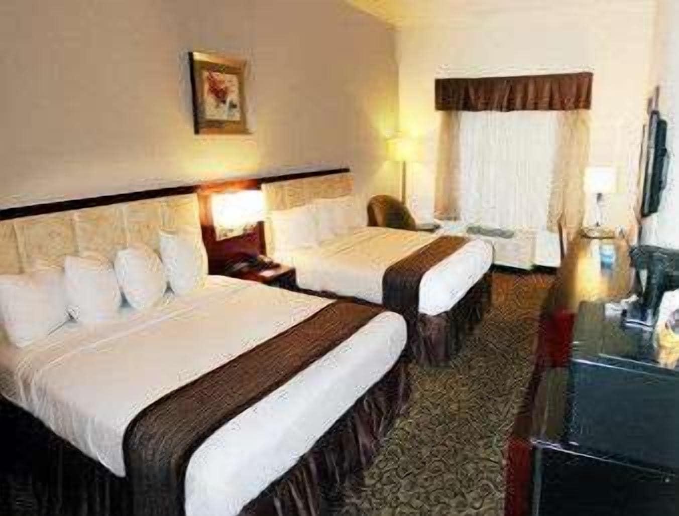 Baymont By Wyndham Columbia Fort Jackson Ngoại thất bức ảnh
