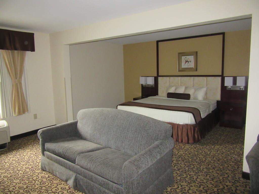Baymont By Wyndham Columbia Fort Jackson Ngoại thất bức ảnh