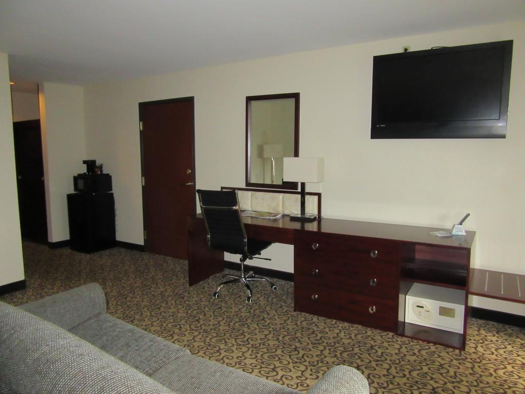 Baymont By Wyndham Columbia Fort Jackson Ngoại thất bức ảnh